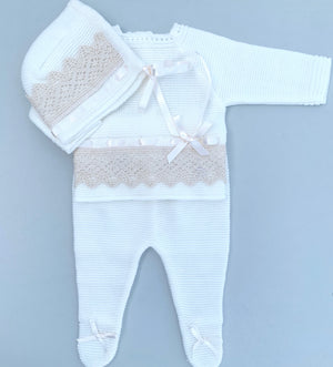 Knitted Set With Lace Detail